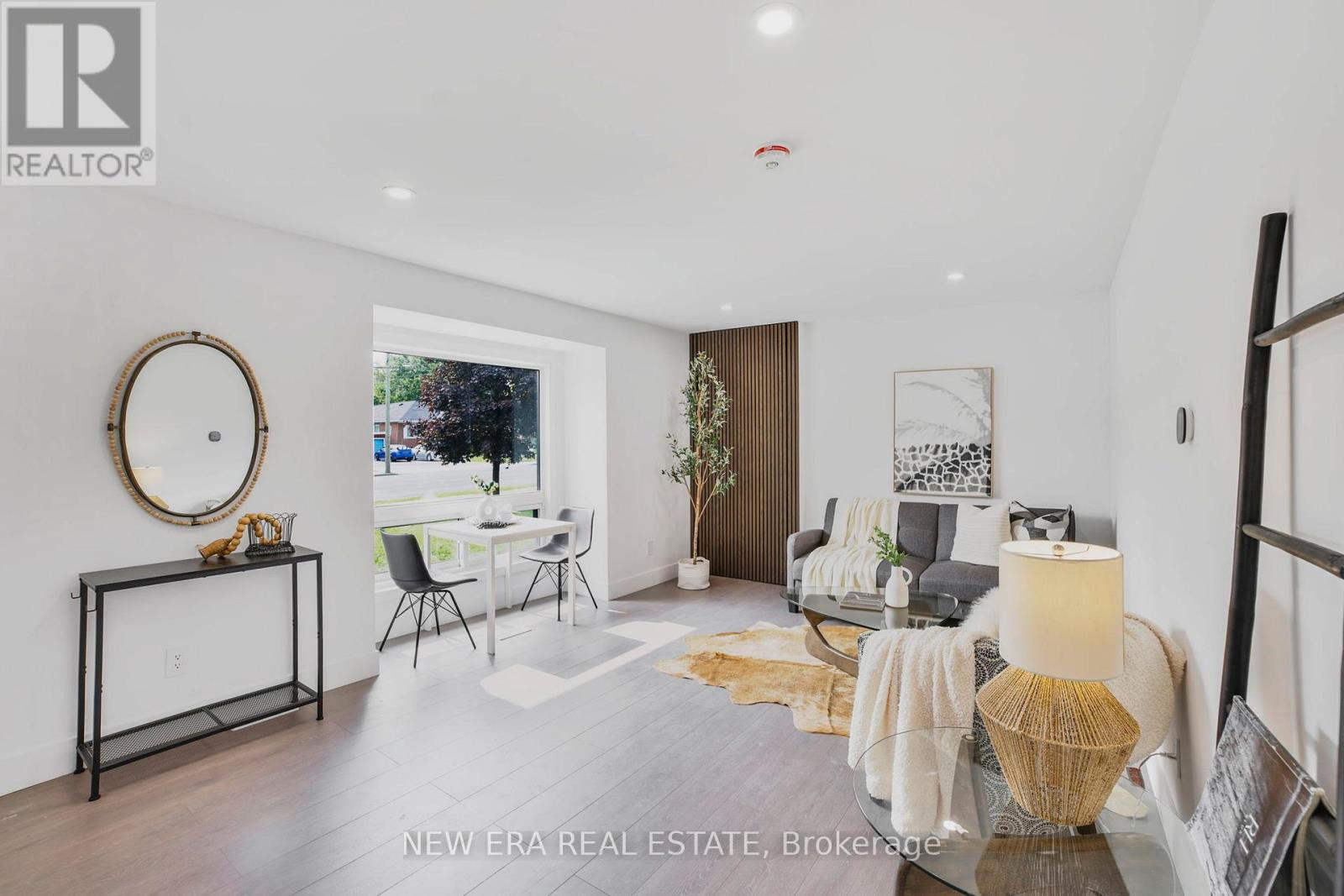 Photo 26 of 784 Upper Gage Drive, Hamilton ON