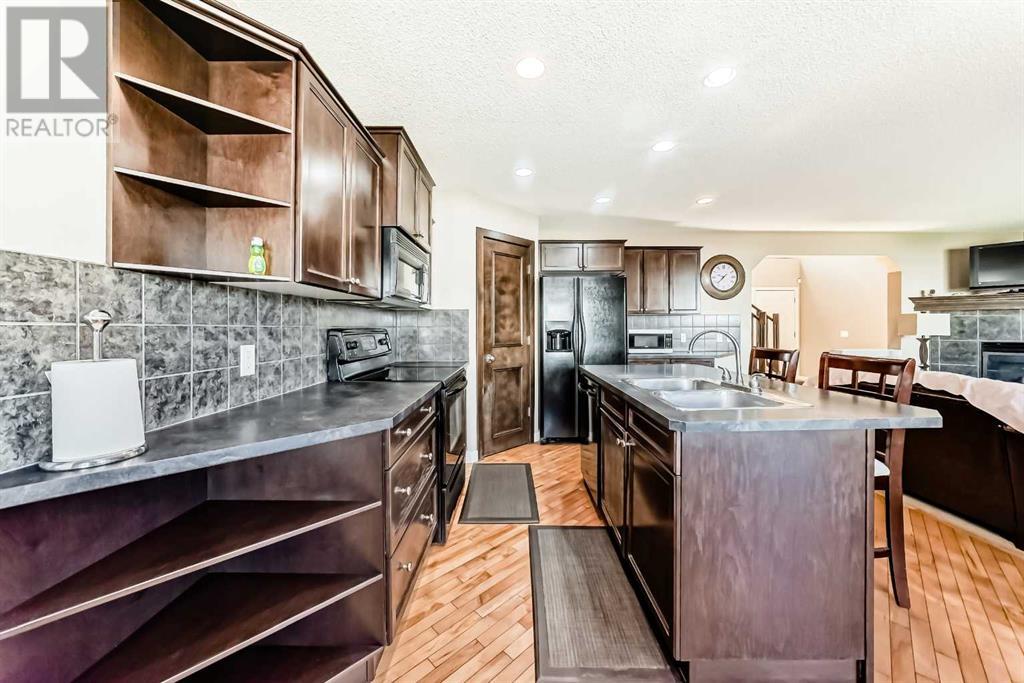 Single Family House for Sale in  Everstone Drive SW Evergreen Calgary 