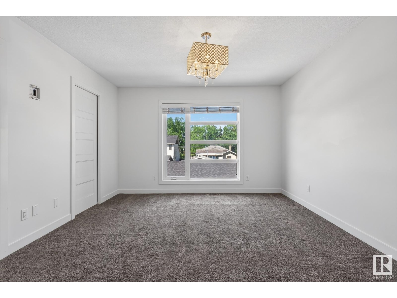 Photo 25 of 12836 123 A St Nw, Edmonton AB