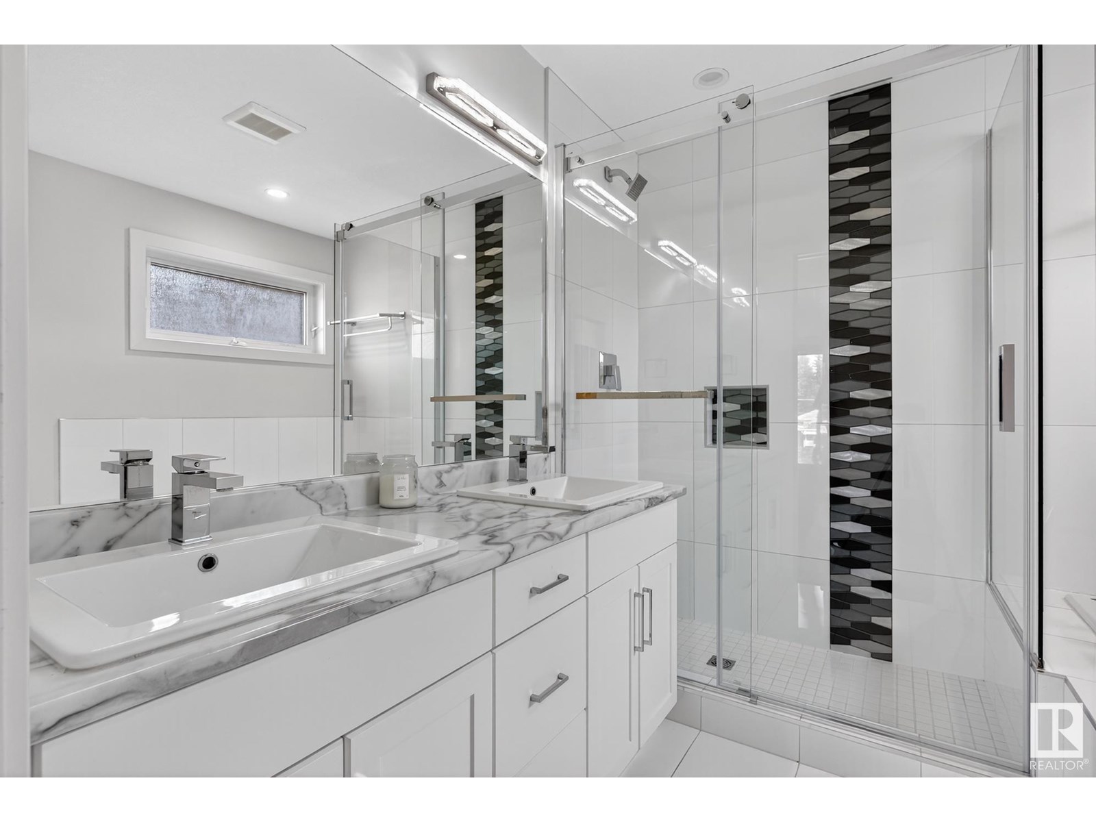 Photo 28 of 12836 123 A St Nw, Edmonton AB