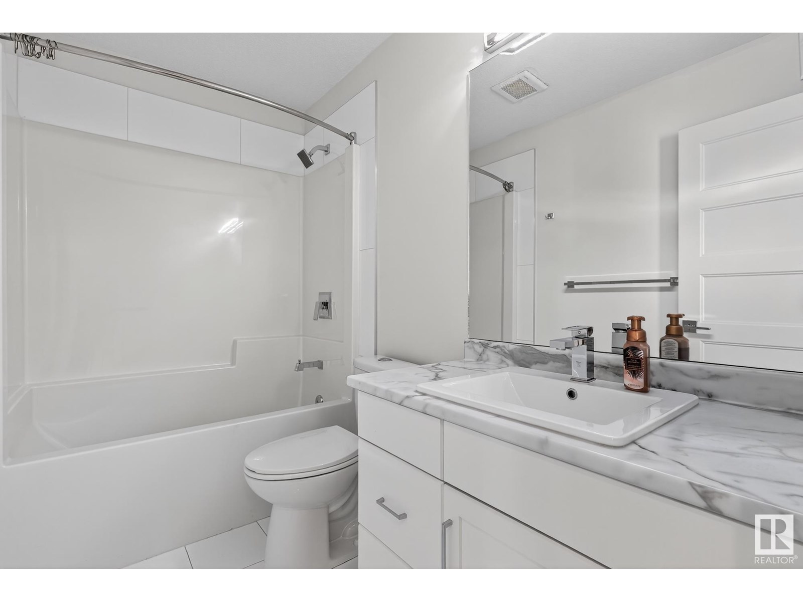 Photo 35 of 12836 123 A St Nw, Edmonton AB