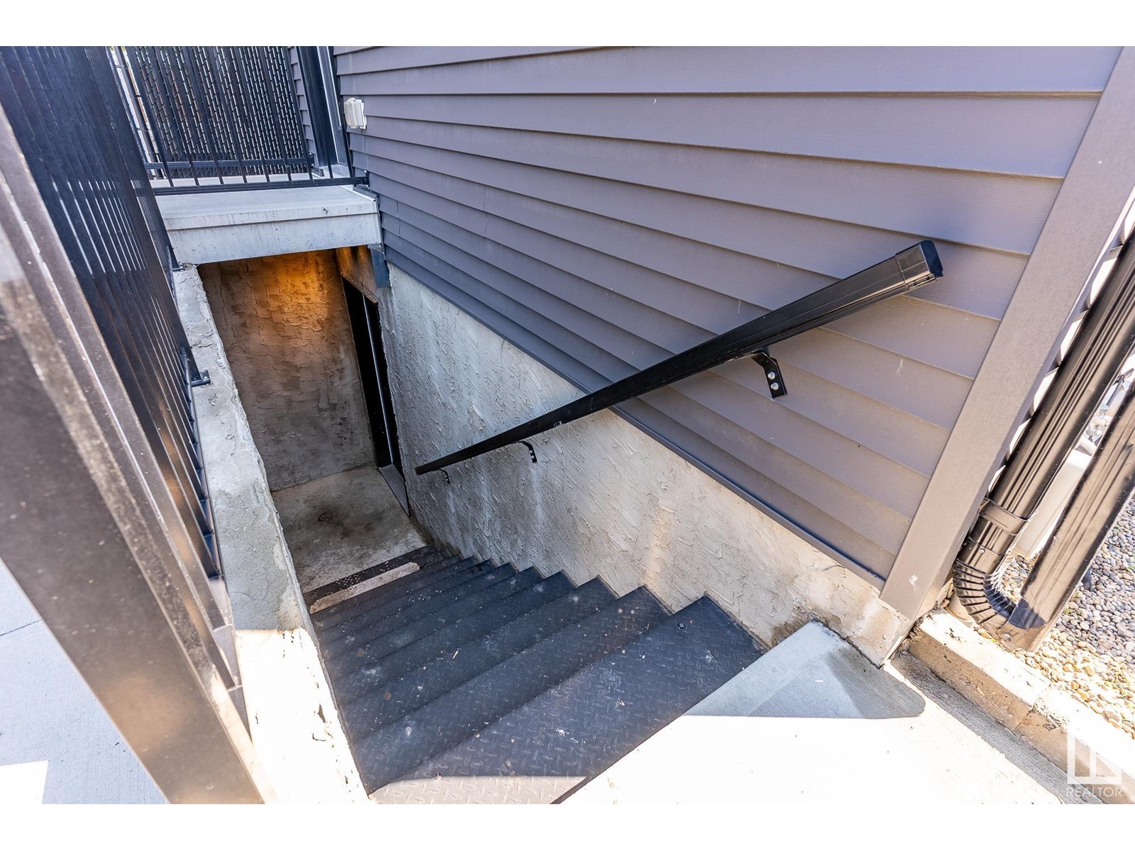Photo 38 of 12836 123 A St Nw, Edmonton AB