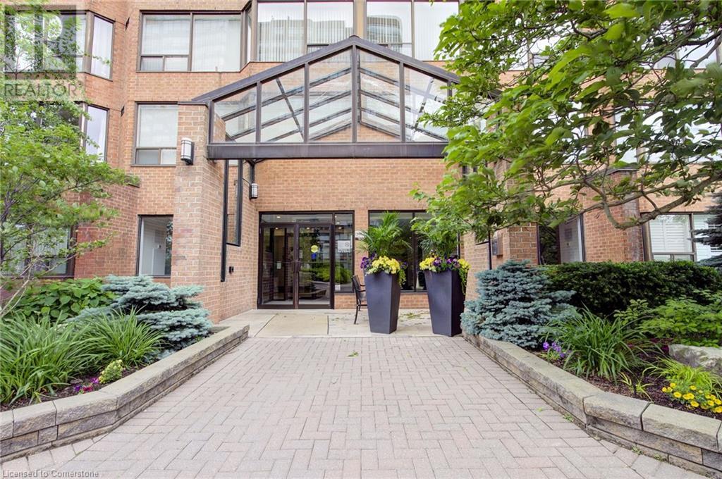 Photo 3 of 1270 Maple Crossing Boulevard Unit 306, Burlington ON
