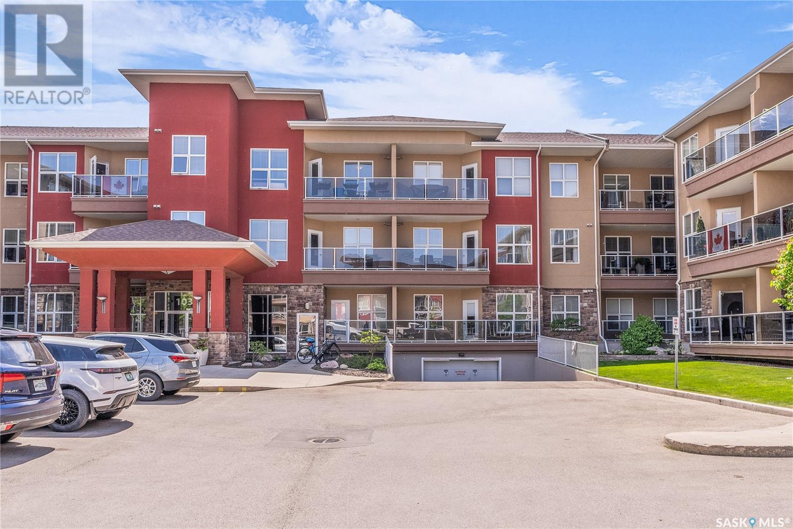 Single Family House Low rise for Sale in   Moss AVENUE Saskatoon 