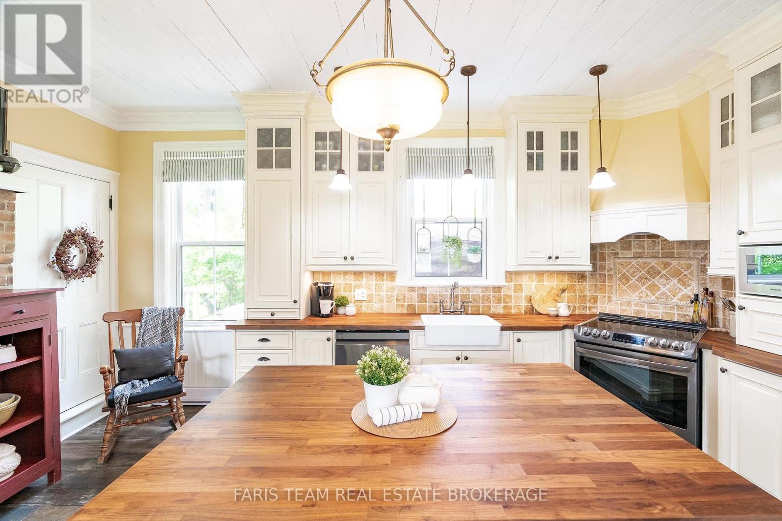 Photo 18 of 5716 County Road 56, Essa ON