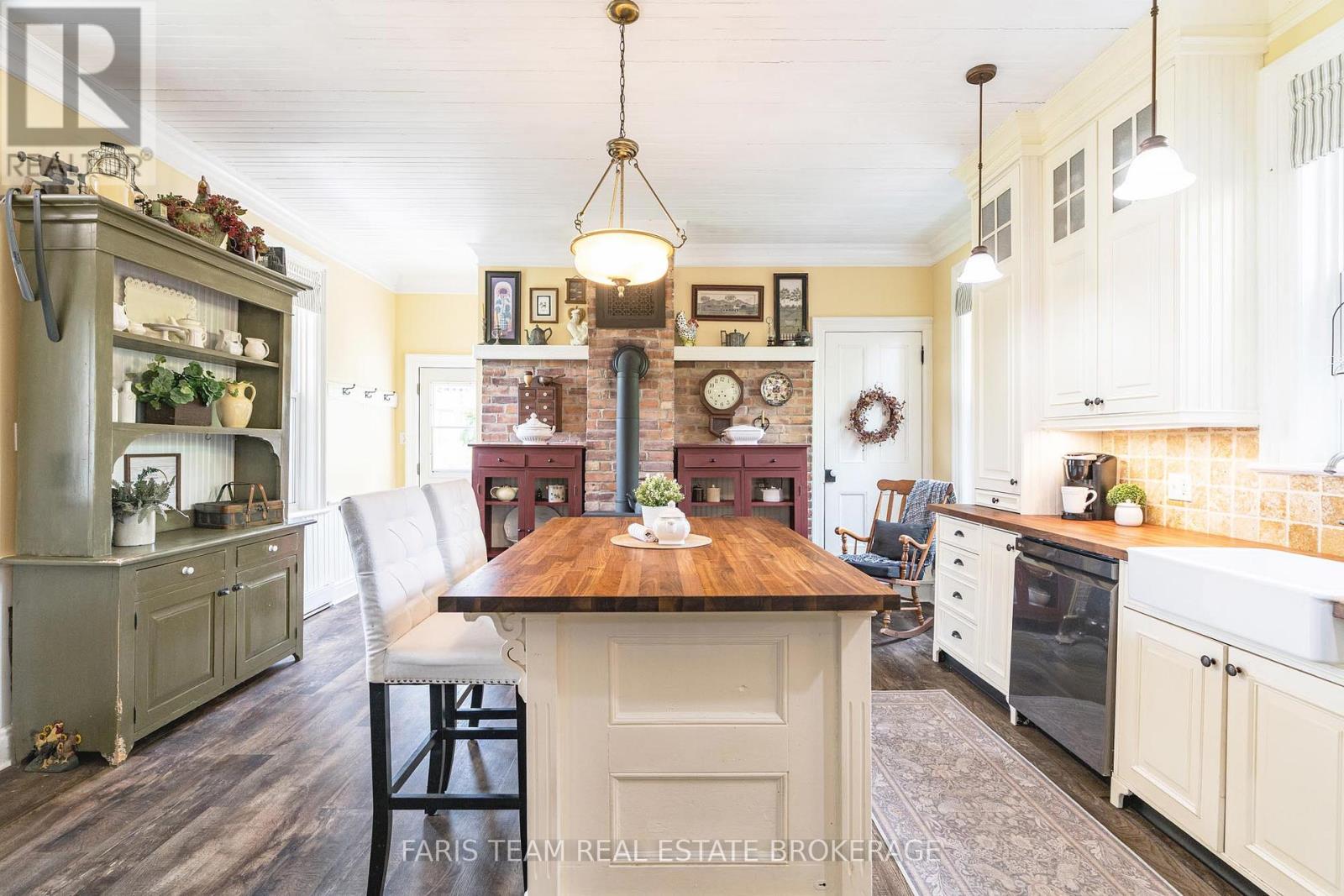 Photo 13 of 5716 County Road 56, Essa ON