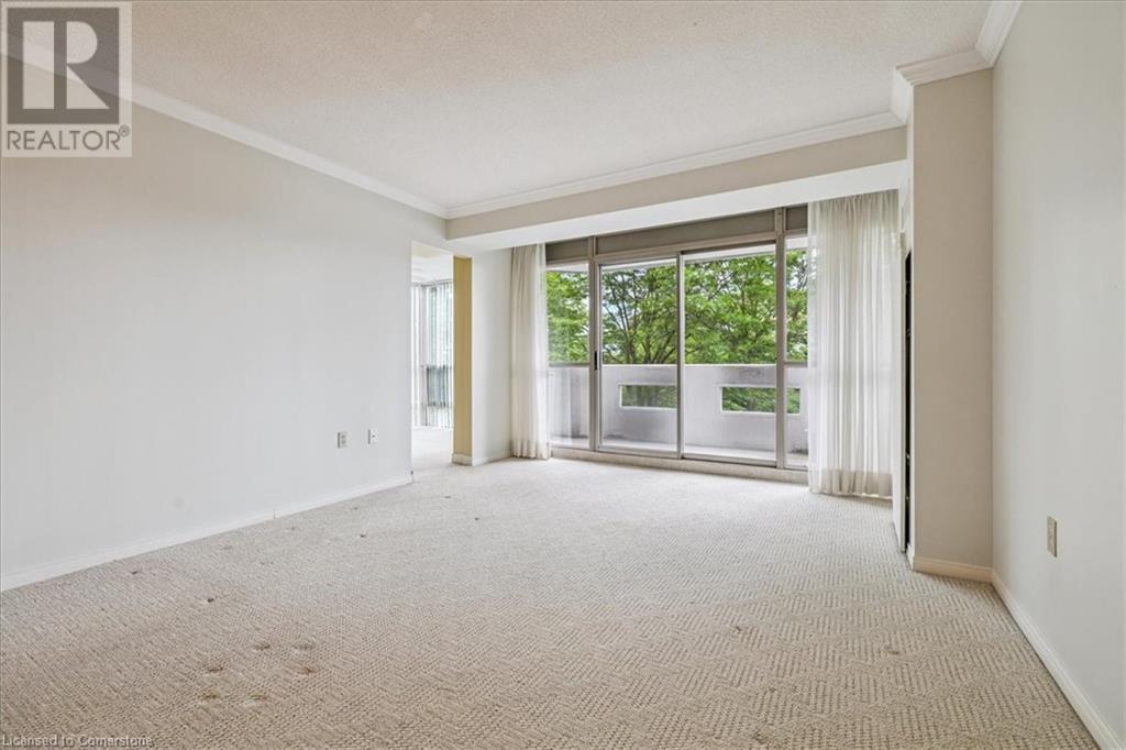 Photo 8 of 5090 Pinedale Avenue Unit 302, Burlington ON