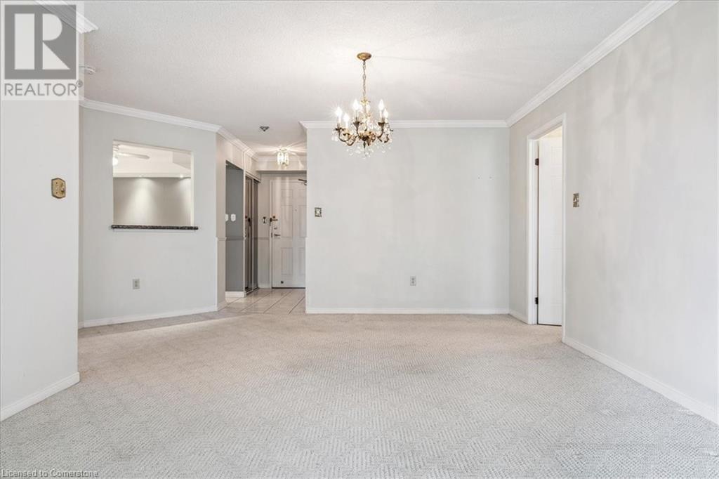 Photo 36 of 5090 Pinedale Avenue Unit 302, Burlington ON