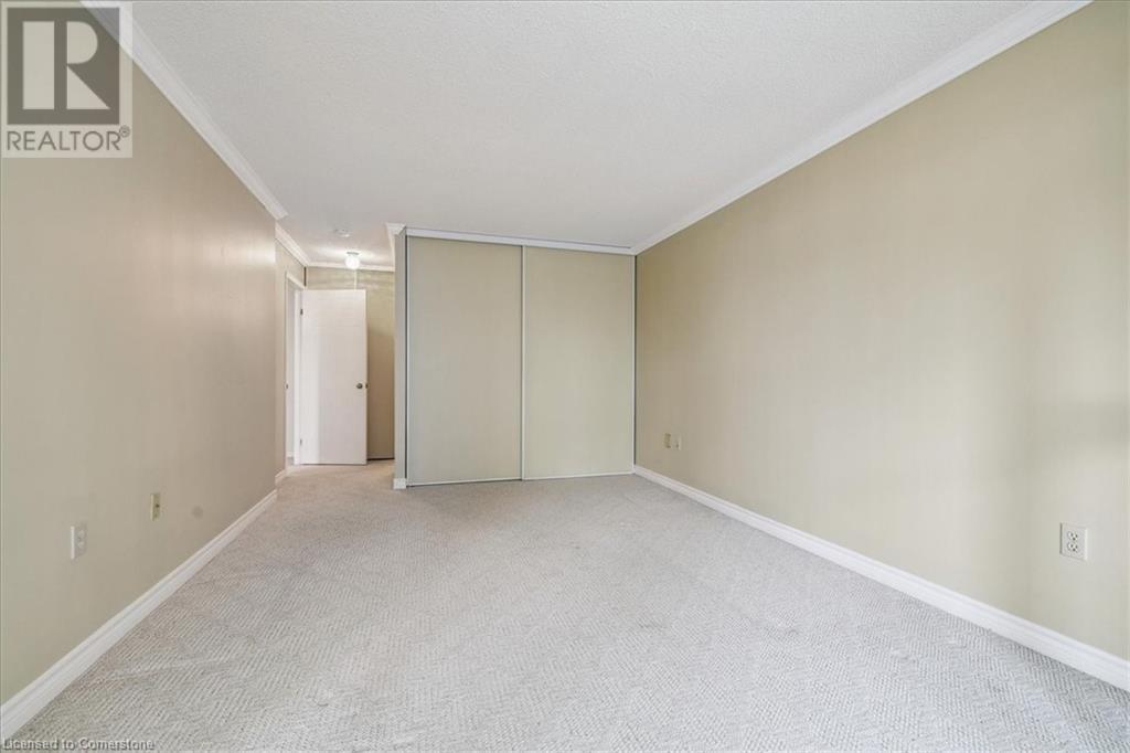 Photo 49 of 5090 Pinedale Avenue Unit 302, Burlington ON