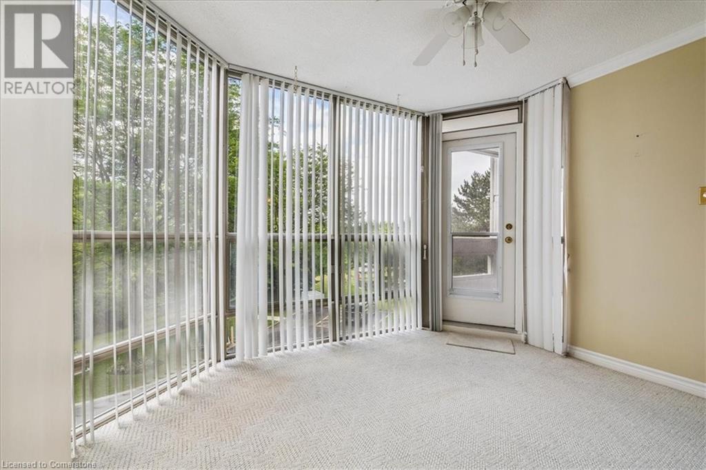 Photo 34 of 5090 Pinedale Avenue Unit 302, Burlington ON