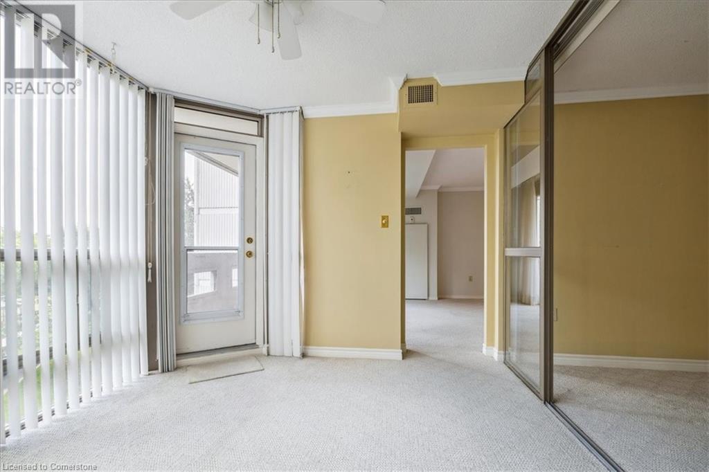 Photo 23 of 5090 Pinedale Avenue Unit 302, Burlington ON