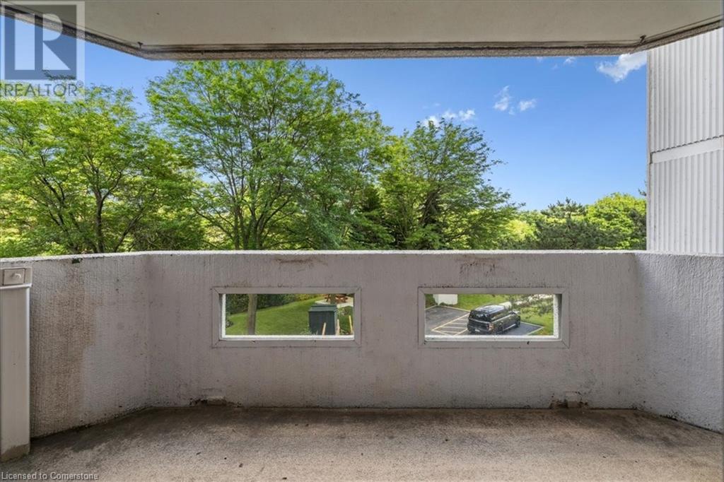 Photo 35 of 5090 Pinedale Avenue Unit 302, Burlington ON