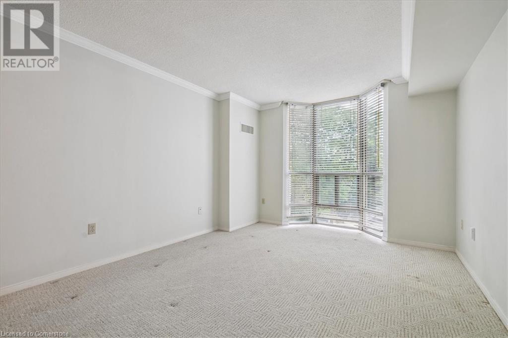 Photo 31 of 5090 Pinedale Avenue Unit 302, Burlington ON