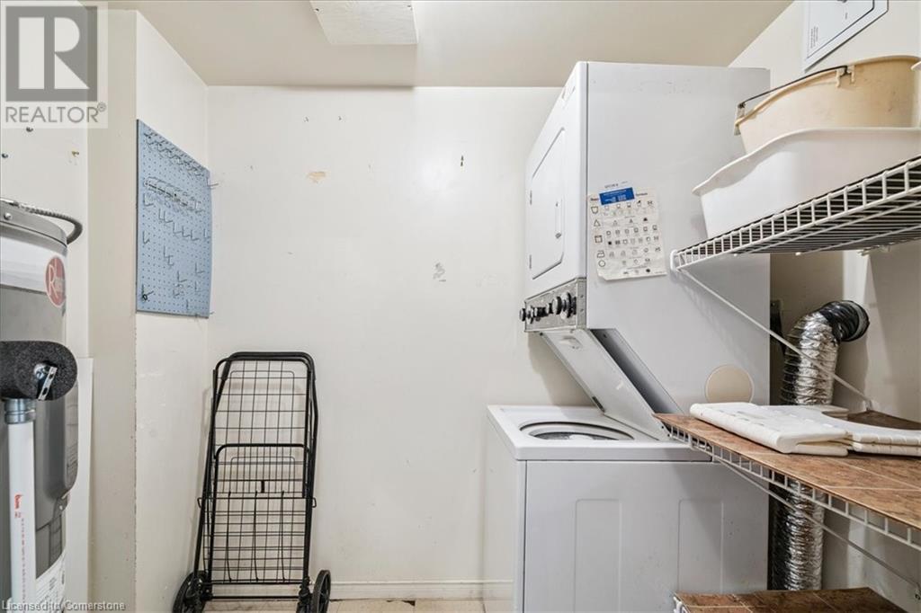 Photo 10 of 5090 Pinedale Avenue Unit 302, Burlington ON