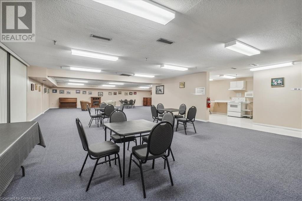 Photo 20 of 5090 Pinedale Avenue Unit 302, Burlington ON