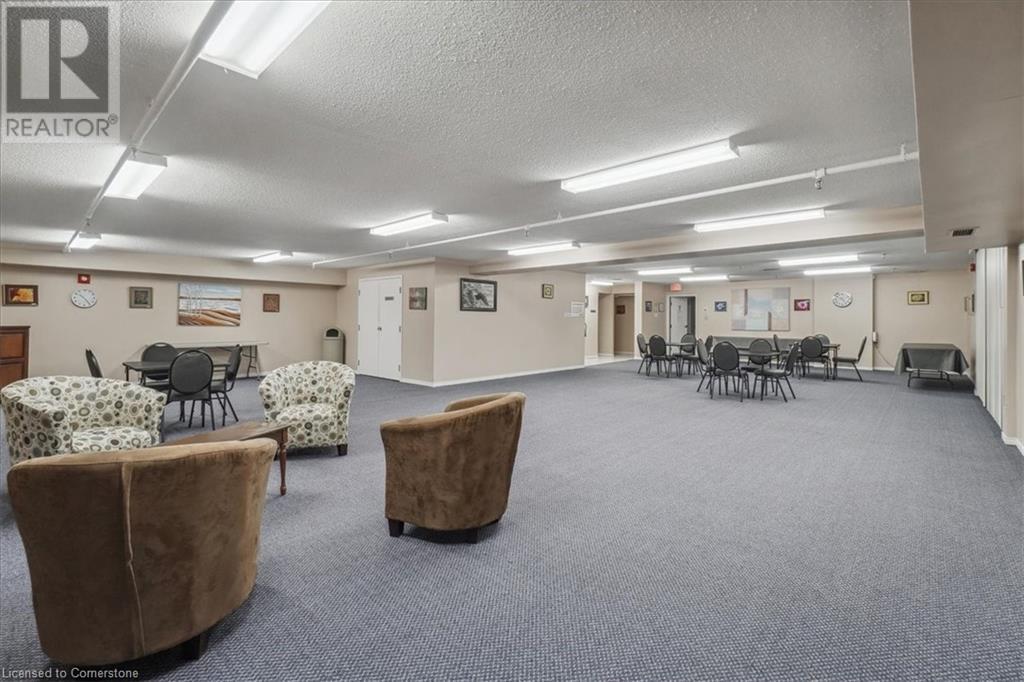 Photo 47 of 5090 Pinedale Avenue Unit 302, Burlington ON
