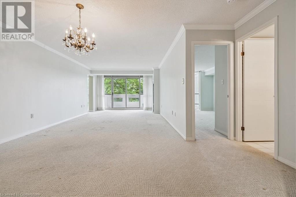 Photo 7 of 5090 Pinedale Avenue Unit 302, Burlington ON