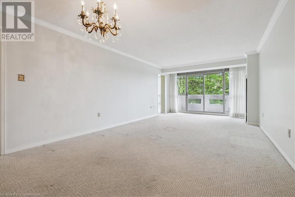 Photo 16 of 5090 Pinedale Avenue Unit 302, Burlington ON