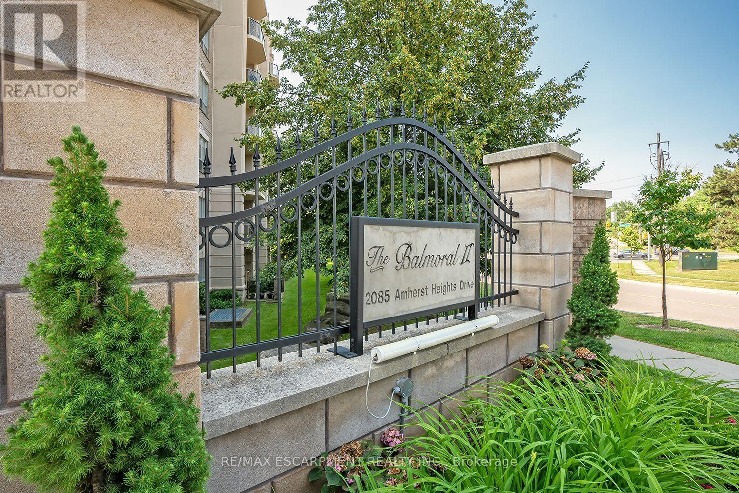 Photo 1 of 108 2085 Amherst Heights Drive, Burlington ON