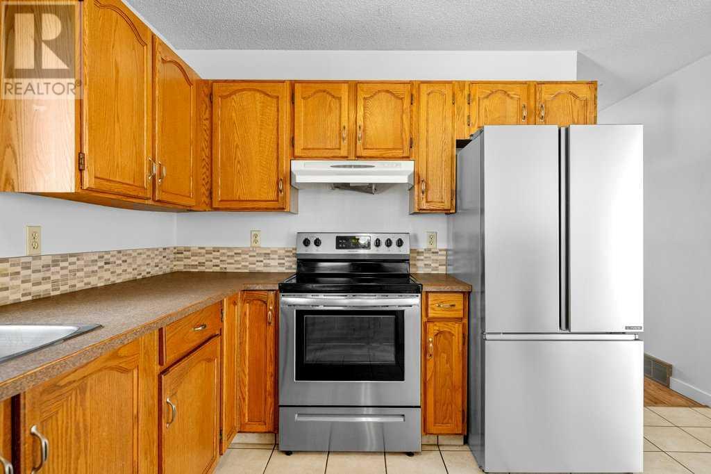 51 Hunterhorn Crescent NE, Calgary, Alberta