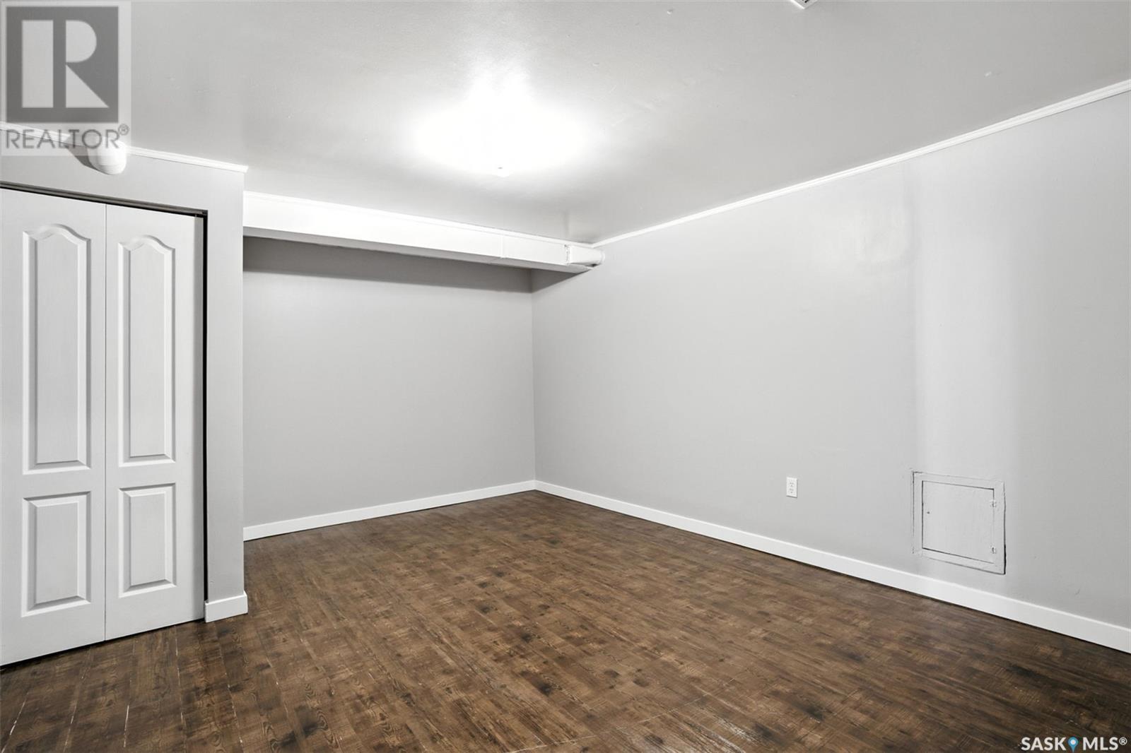 Single Family House 2 Level for Sale in  Taylor STREET E Saskatoon 
