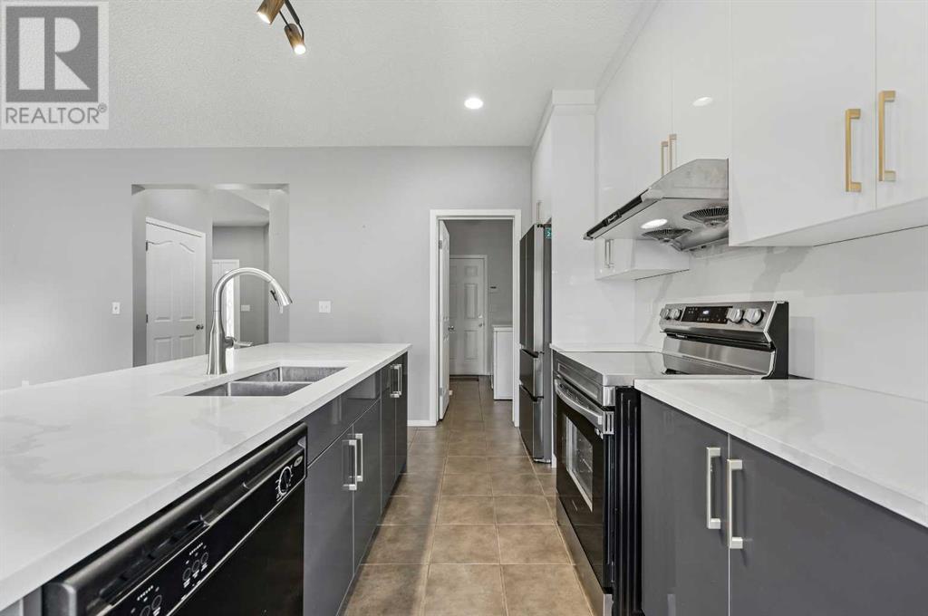 Single Family House for Sale in  Royal Birch Way NW Royal Oak Calgary 