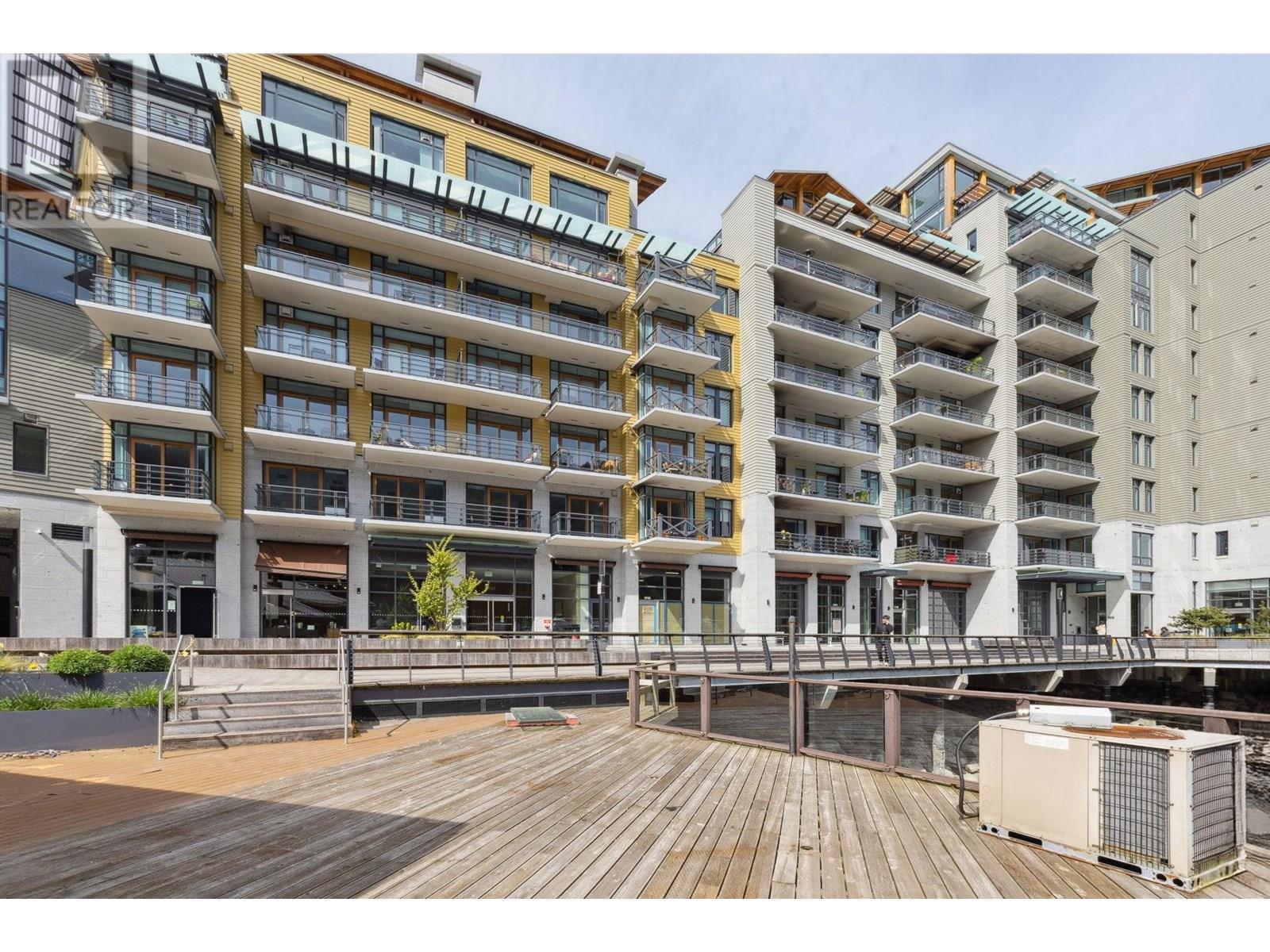 509 6707 NELSON AVENUE, West Vancouver