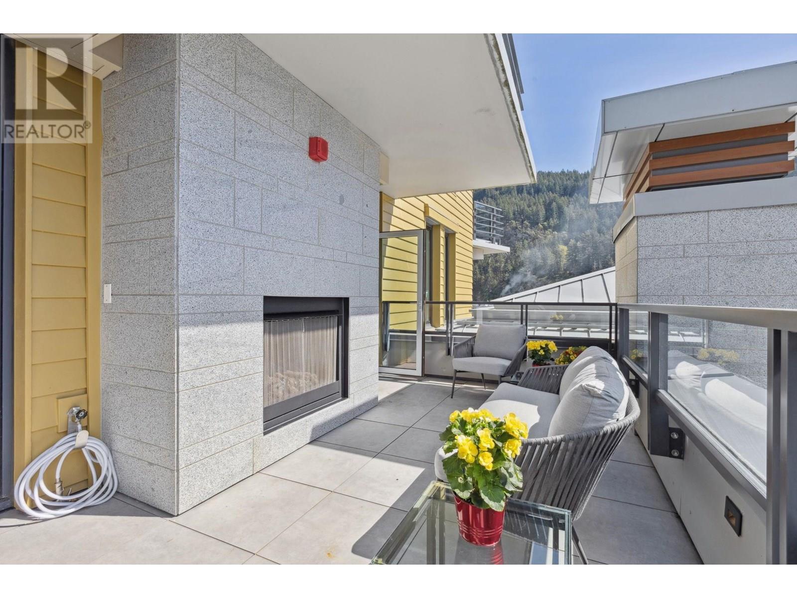 509 6707 NELSON AVENUE, West Vancouver