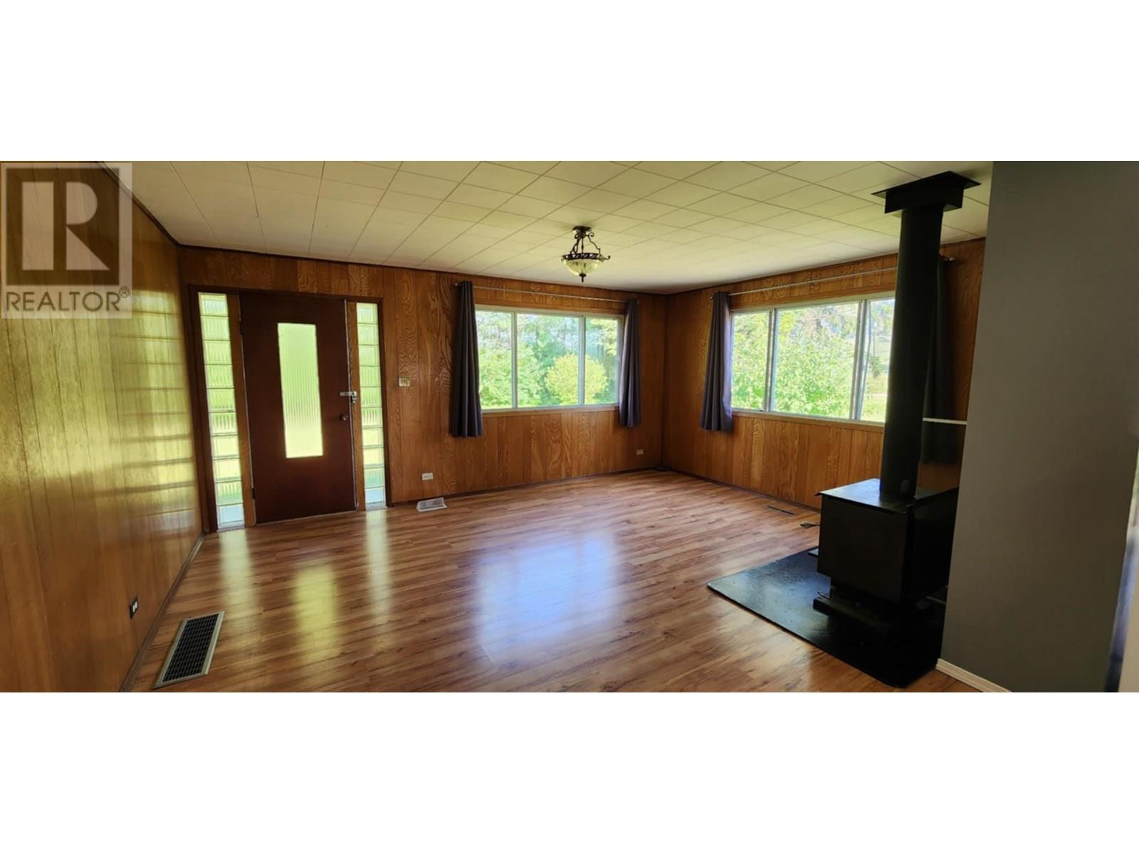 177 Creighton Valley Road, Lumby
