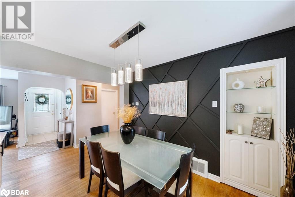 Photo 12 of 88 Penetang Street, Barrie ON