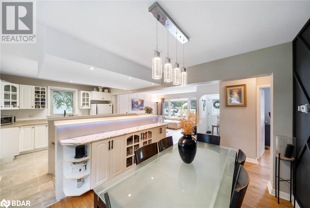 Photo 13 of 88 Penetang Street, Barrie ON