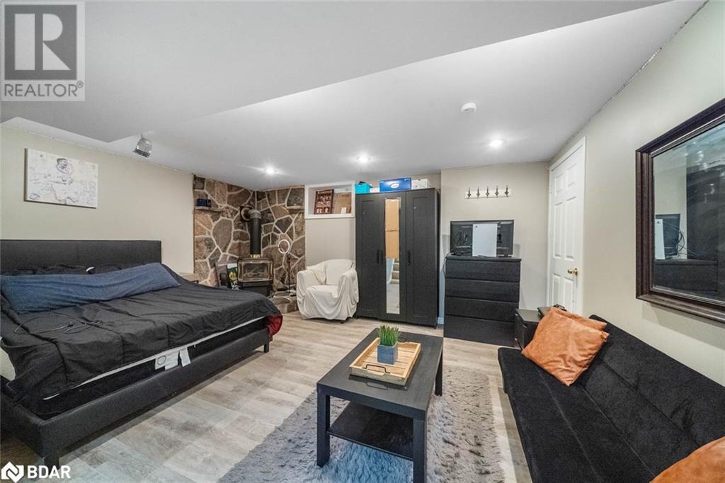 Photo 22 of 88 Penetang Street, Barrie ON