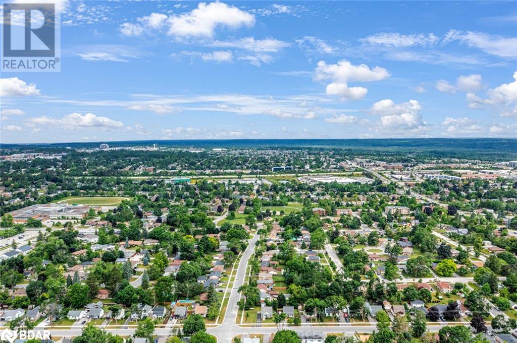 Photo 30 of 88 Penetang Street, Barrie ON