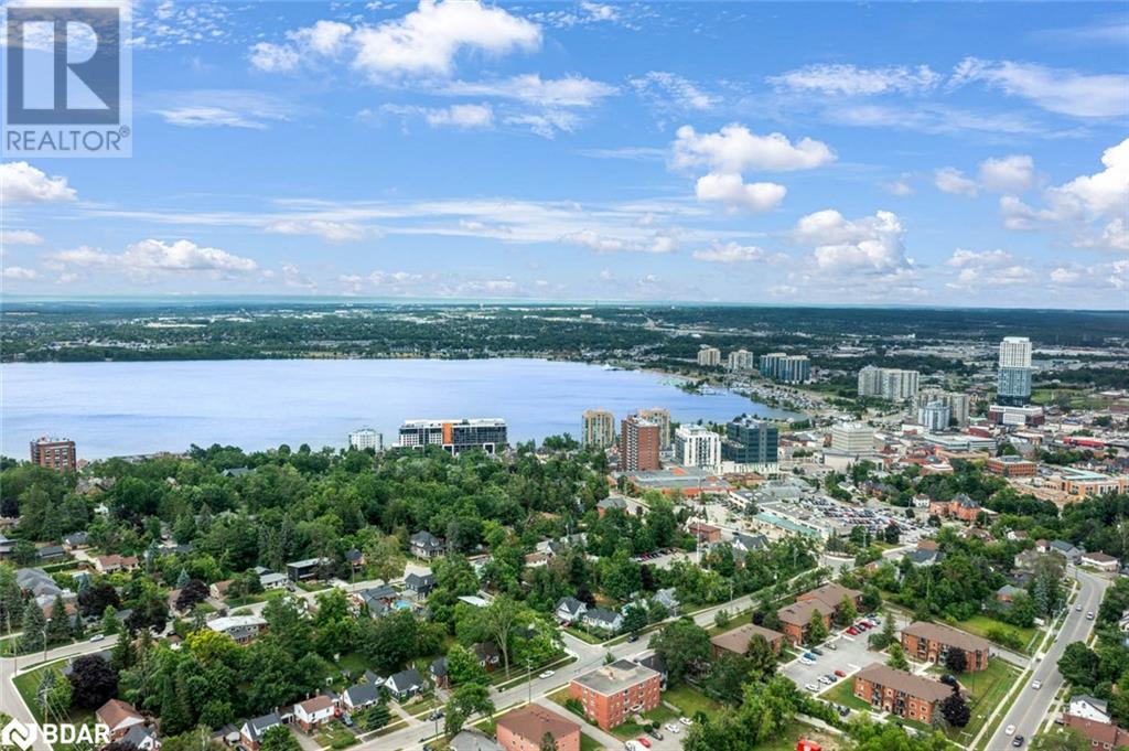 Photo 31 of 88 Penetang Street, Barrie ON