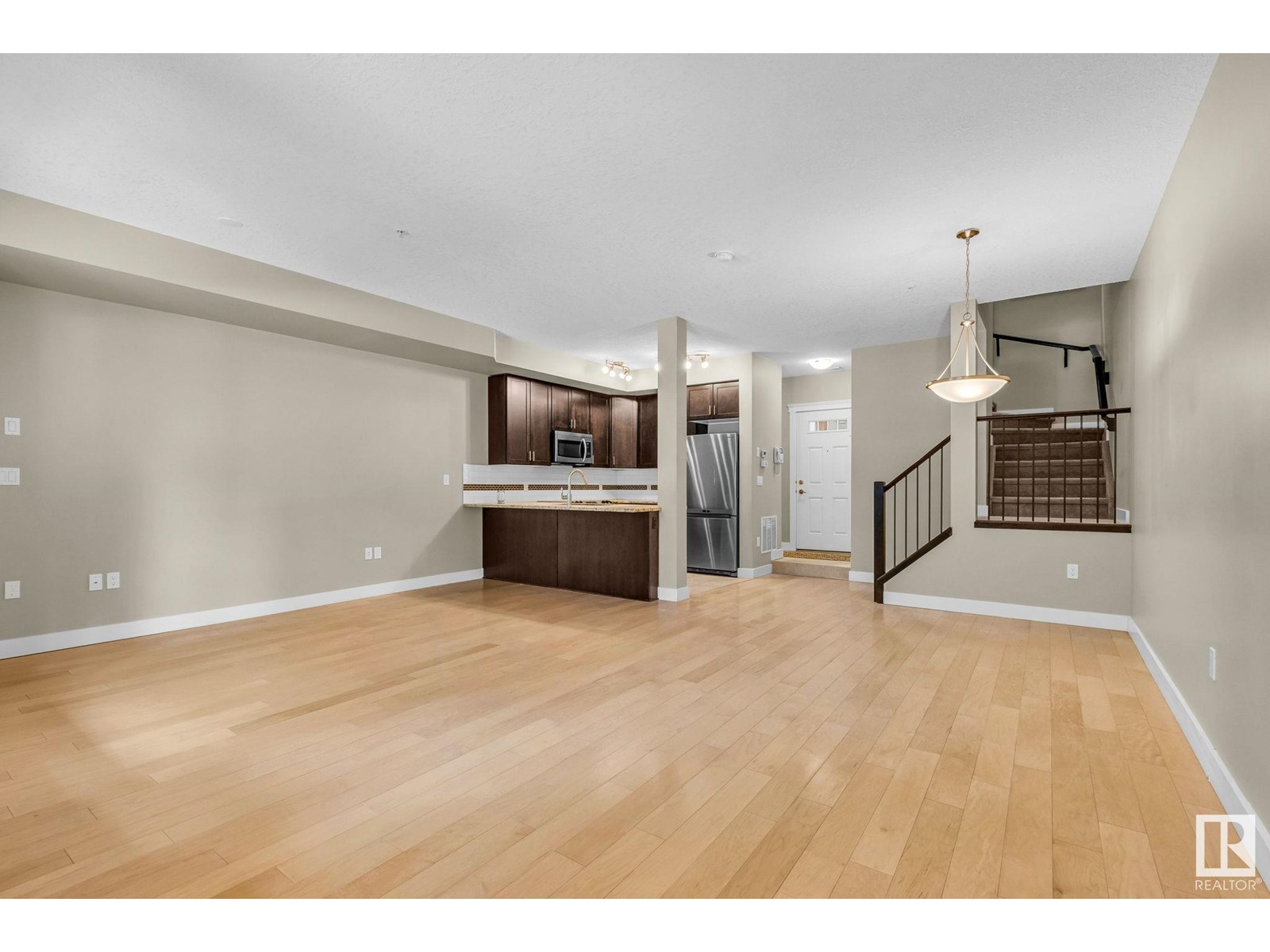 Photo 5 of 4 11518 76 Av Nw, Edmonton AB