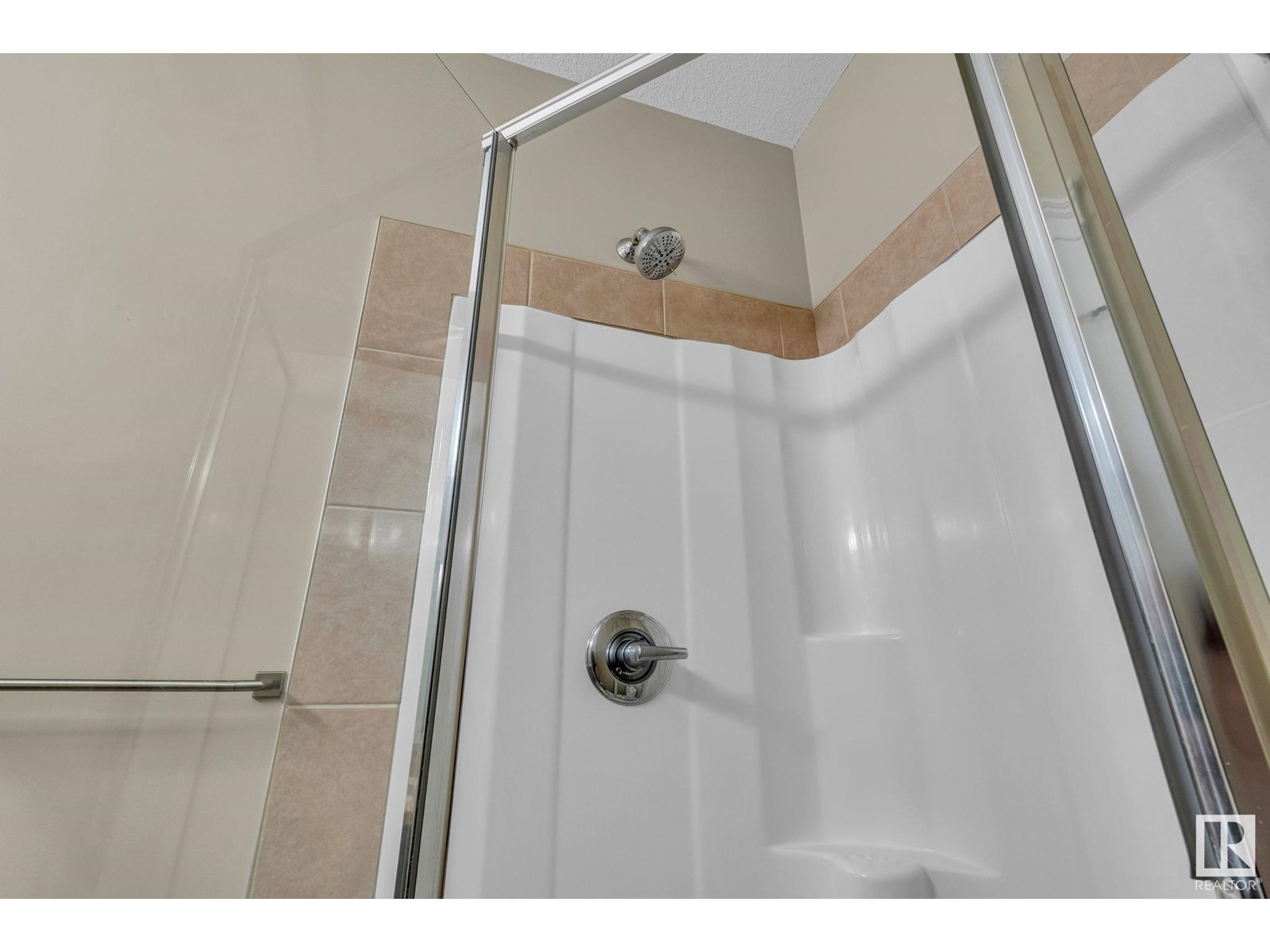 Photo 25 of 4 11518 76 Av Nw, Edmonton AB