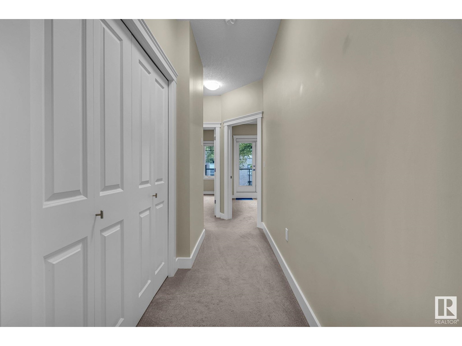 Photo 19 of 4 11518 76 Av Nw, Edmonton AB
