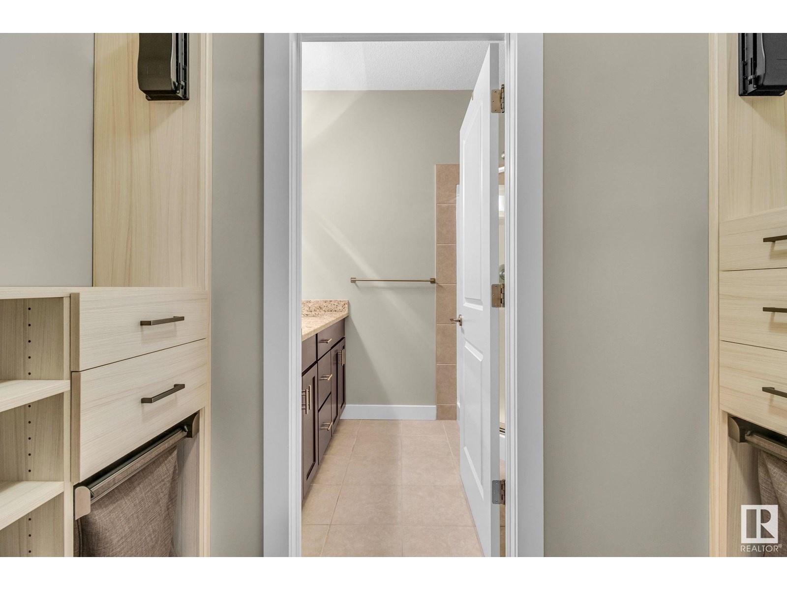 Photo 22 of 4 11518 76 Av Nw, Edmonton AB