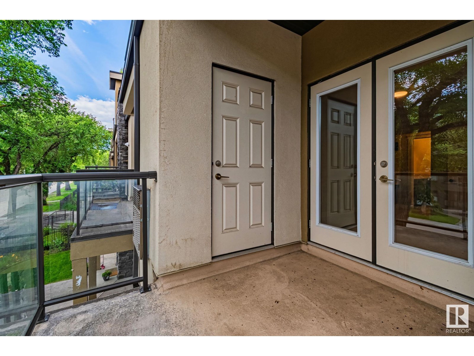 Photo 35 of 4 11518 76 Av Nw, Edmonton AB