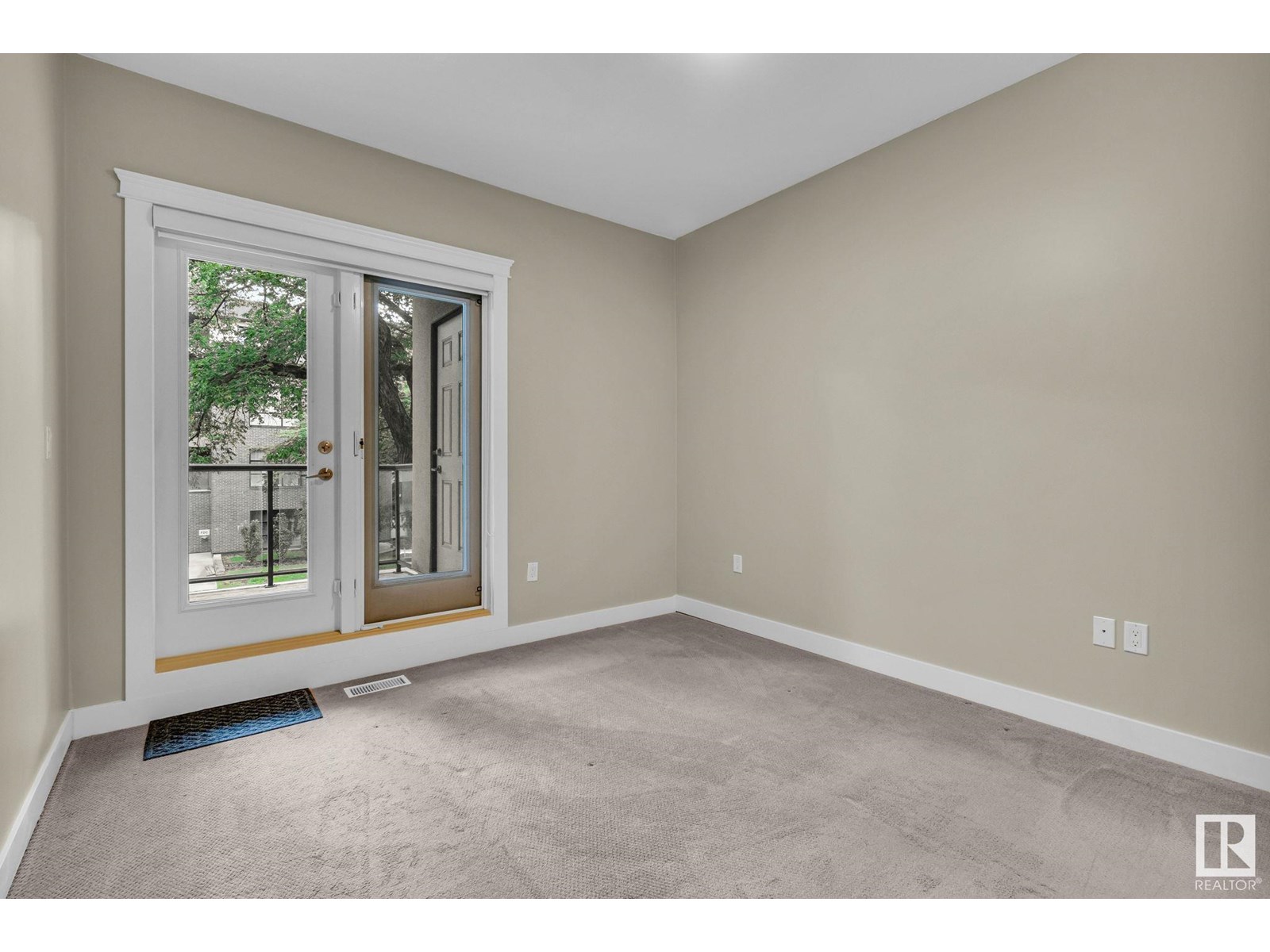 Photo 20 of 4 11518 76 Av Nw, Edmonton AB