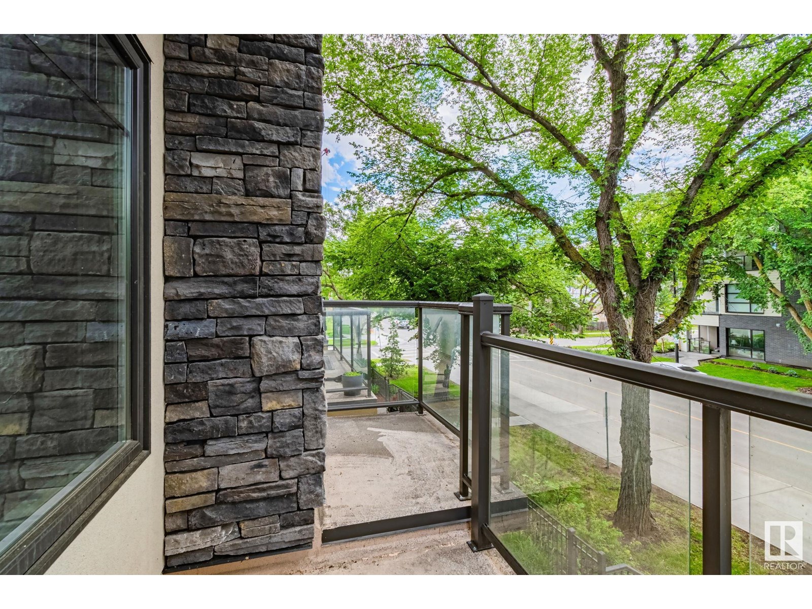 Photo 37 of 4 11518 76 Av Nw, Edmonton AB