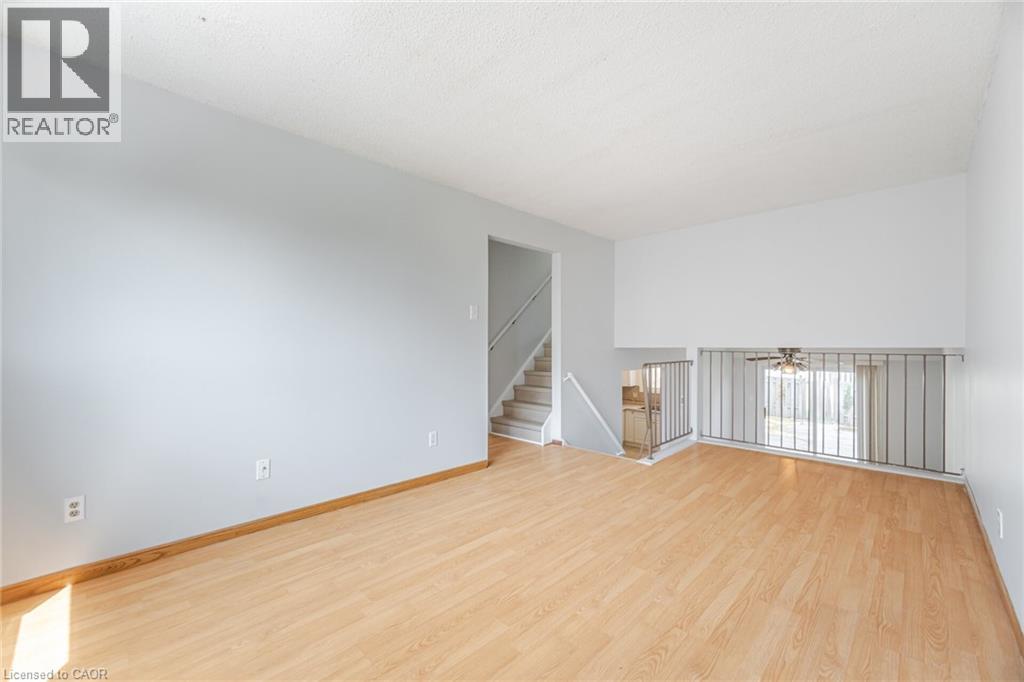 Photo 15 of 281 Bluevale Street N Unit 23, Waterloo ON
