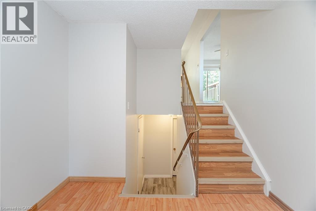 Photo 24 of 281 Bluevale Street N Unit 23, Waterloo ON