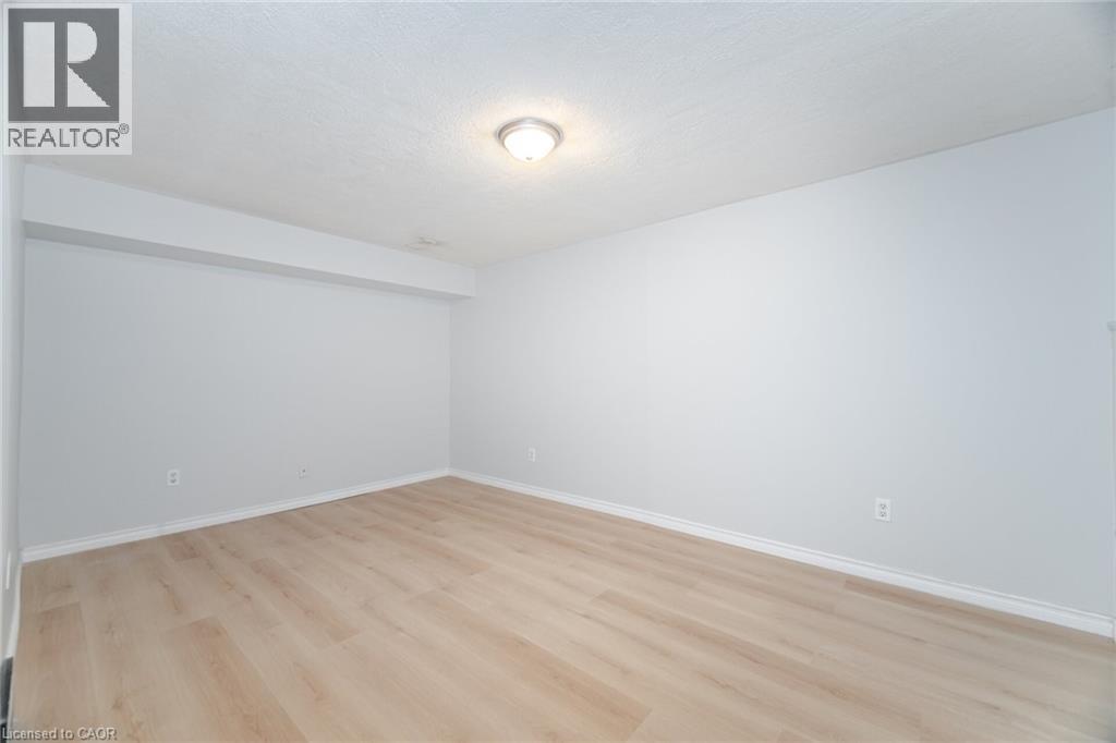 Photo 25 of 281 Bluevale Street N Unit 23, Waterloo ON