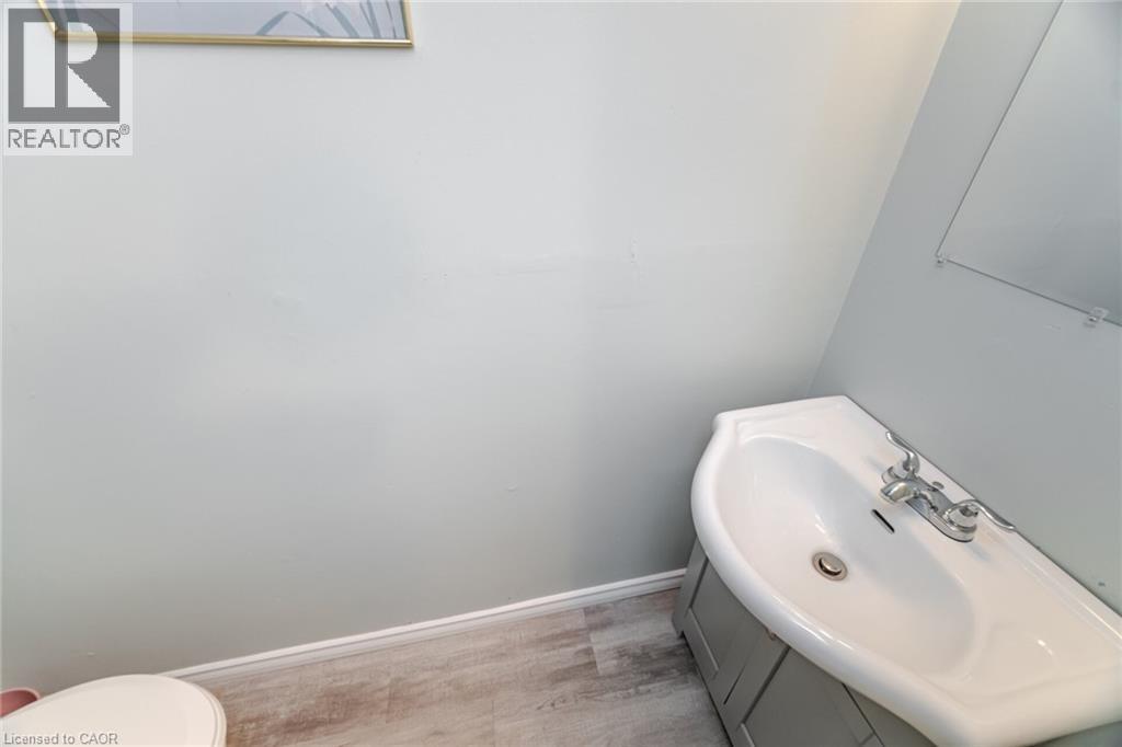 Photo 28 of 281 Bluevale Street N Unit 23, Waterloo ON