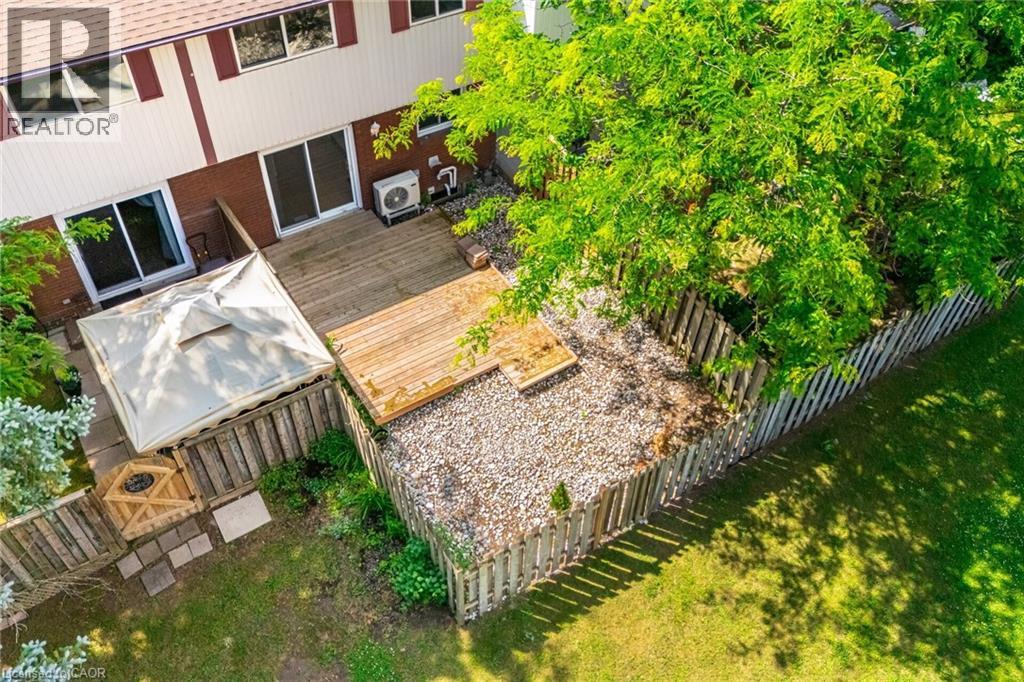 Photo 32 of 281 Bluevale Street N Unit 23, Waterloo ON