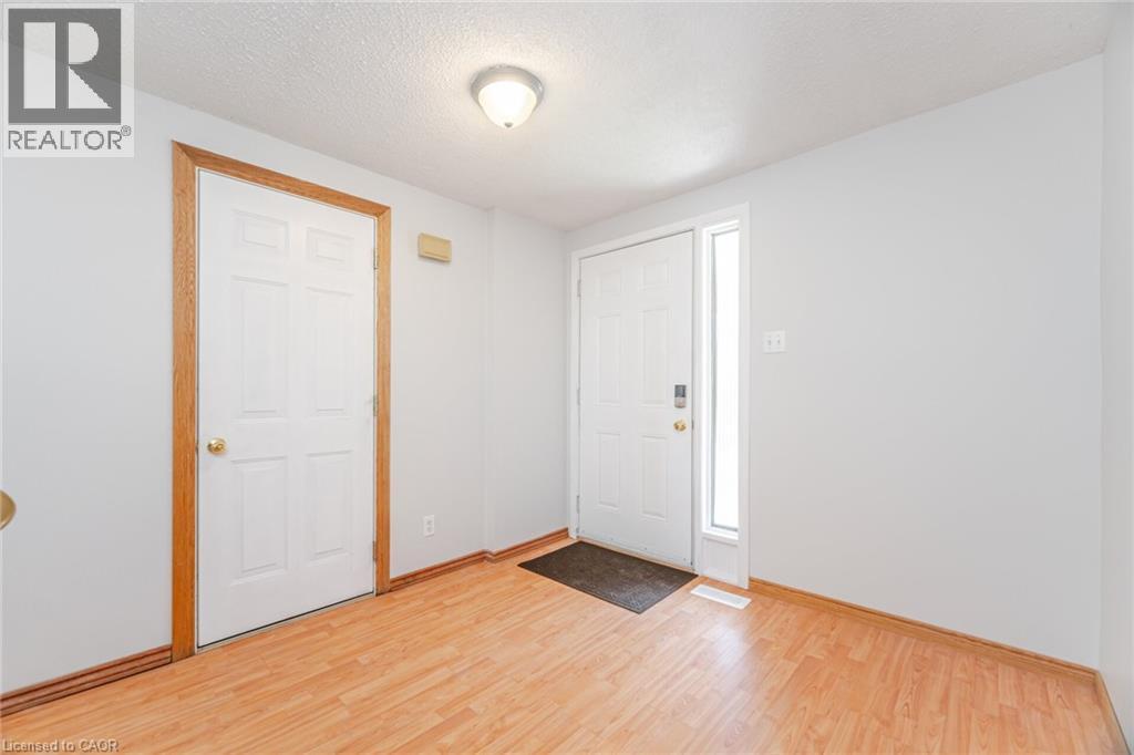 Photo 6 of 281 Bluevale Street N Unit 23, Waterloo ON