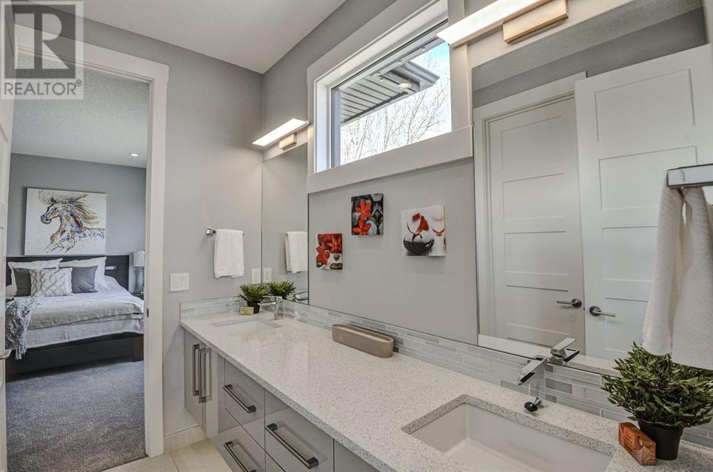 Single Family House for Sale in   Street NE Bridgeland/Riverside Calgary 