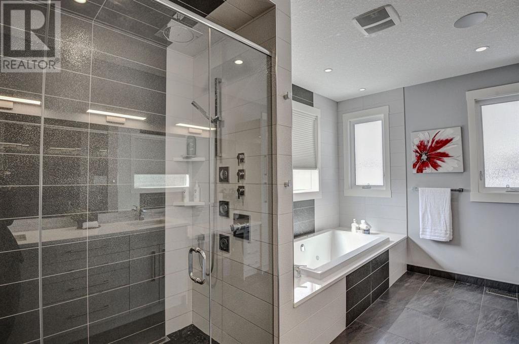 Single Family House for Sale in   Street NE Bridgeland/Riverside Calgary 