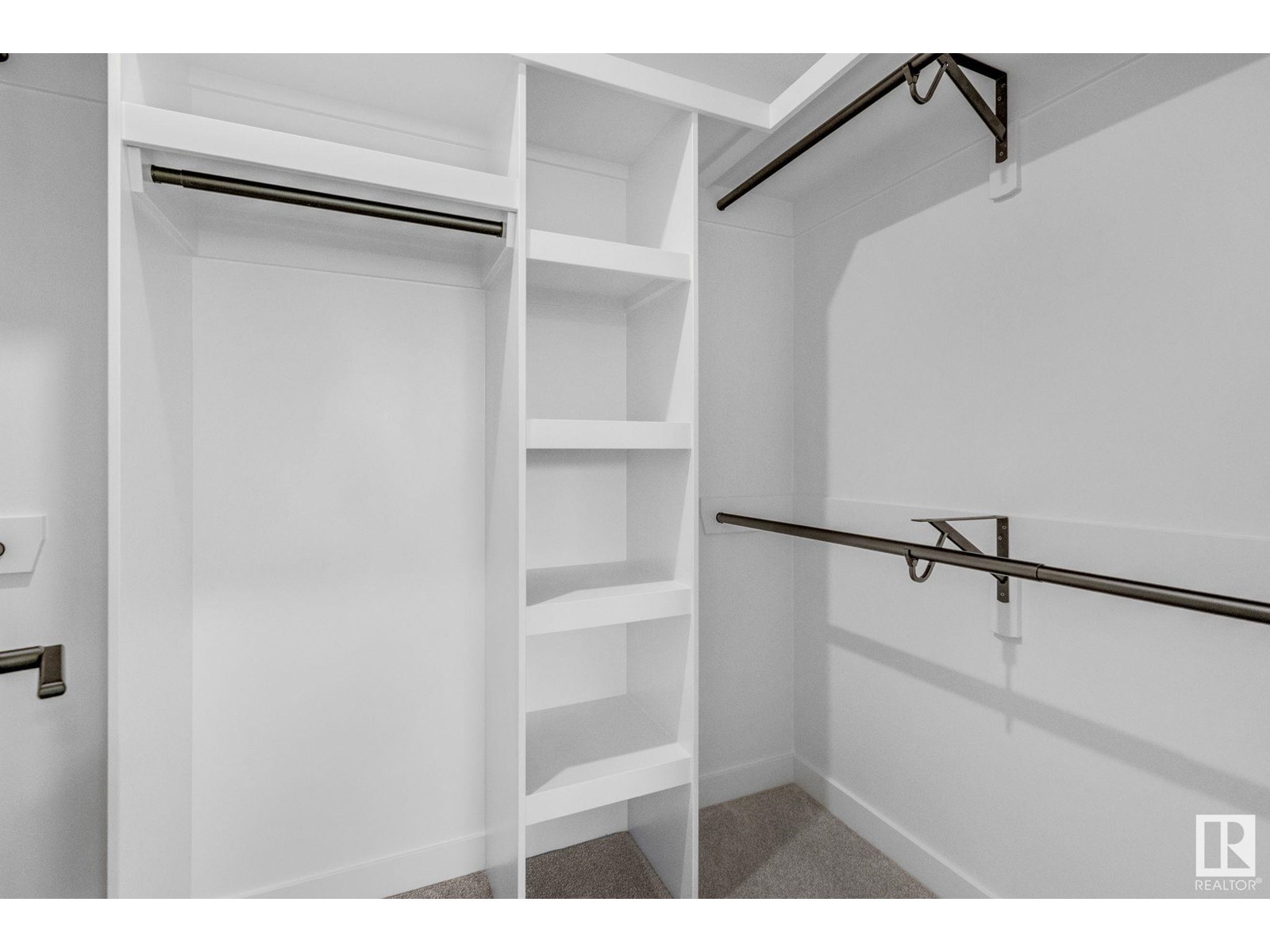 106 Royal Street, St. Albert